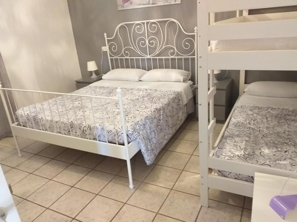 B&B A Casa Di Lilla Джулианова Экстерьер фото