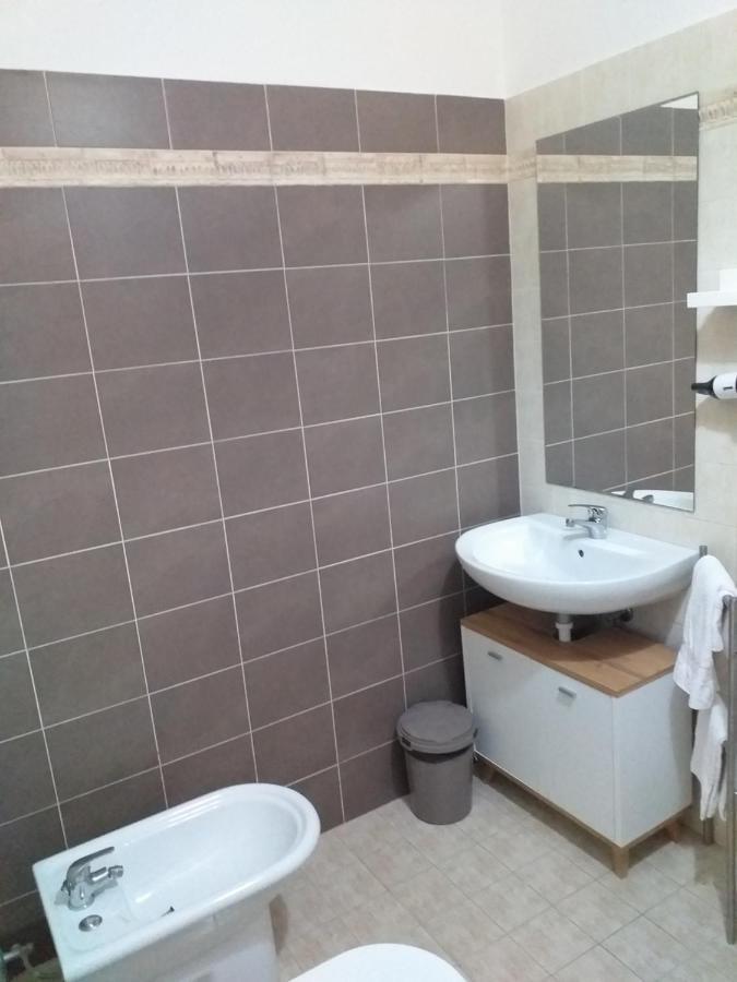 B&B A Casa Di Lilla Джулианова Экстерьер фото